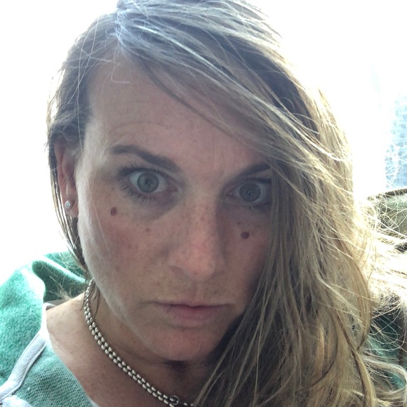 Meet your Posher, L - Picture 1 of 1